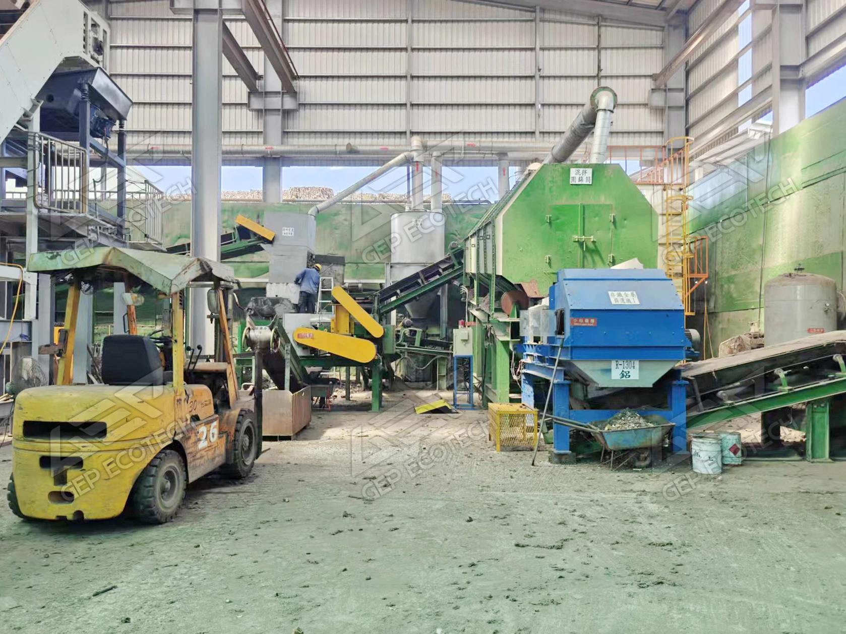 汽车内饰制备替代燃料 汽车内饰制备替代燃料