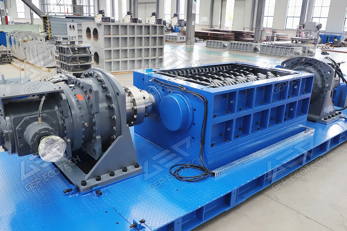 双轴工业垃圾撕碎机